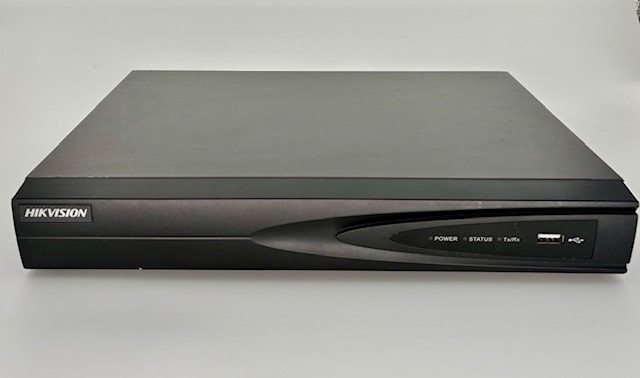 UŻYWANE DS-7616NI-K1(B)