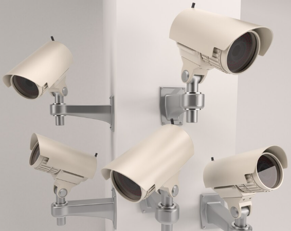 Rejestrator DVR czy NVR – czym się różnią i który wybrać?